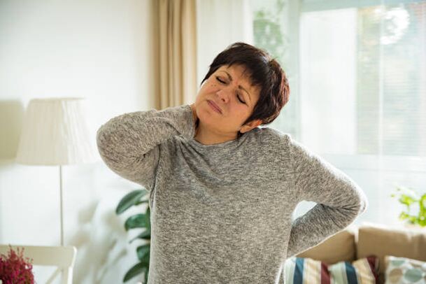 sievietei ir mugurkaula kakla daļas osteohondroze